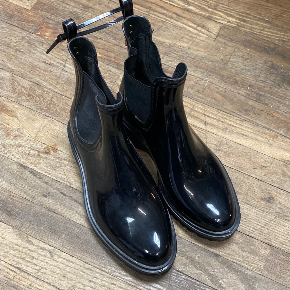 MICHAEL Michael Kors Shiny Black Rain Boots